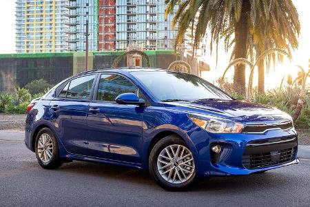 Kia Rio Sedan 04/2017