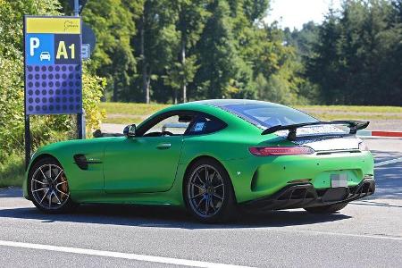 Mercedes AMG GT4 Straßenversion Erlkönig