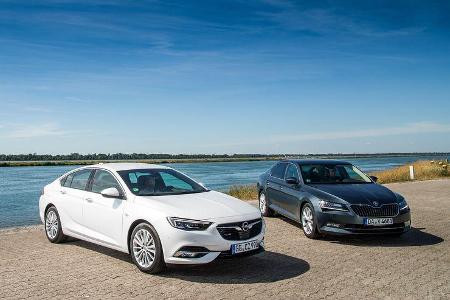 Opel Insignia Grand Sport 2.0 D Business Innovation, Skoda Superb 2.0 TDI Style, Front