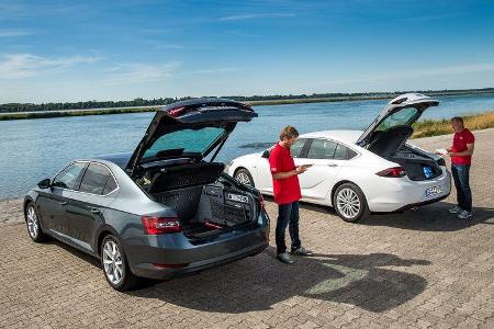 Opel Insignia Grand Sport 2.0 D Business Innovation, Skoda Superb 2.0 TDI Style, Heck