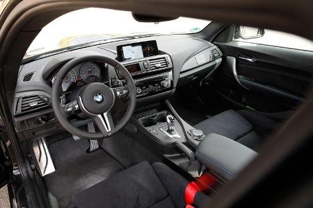 Laptime Performance-BMW M2, Cockpit