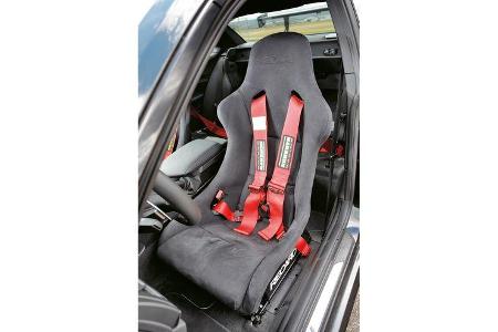 Laptime Performance-BMW M2, Fahrersitz