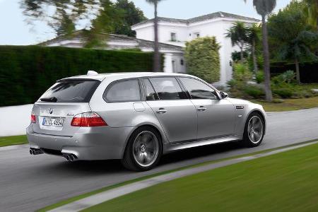 sport auto-Exotendeals bis 45.000 Euro, Gebrauchtwagen-Spezial, 04/2016, BMW E61 M5 Touring