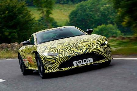 Aston Martin Vantage V8 Teaser Erlkönig