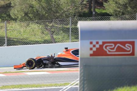 McLaren-Honda MCL32 - Filmtag - Circuit de Barcelona-Catalunya - F1 2017 - 26.2.2017