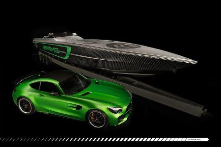 Cigarette Racing Team 50' Marauder AMG Rennboot