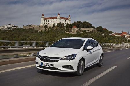 Opel Astra 2015