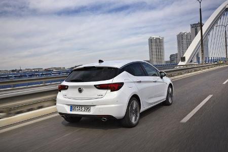 Opel Astra 2015