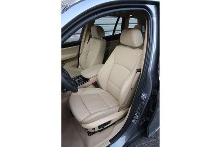 BMW X3 20d, Sitze