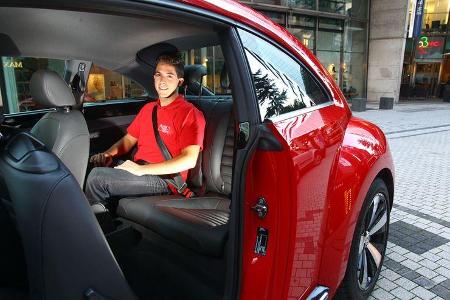 VW Beetle 2.0 TSI, Rücksitz