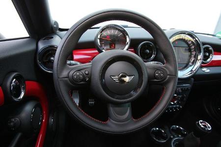 Mini Coupe Cooper Works, Lenkrad, Cockpit