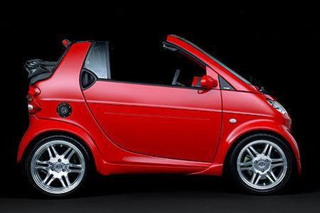 Klimaanlage, Radio und Navigationssystem gehören ebenso zum Ausstattungsumfang wie 16 Zoll große Leichtmetallräder mit Reife...