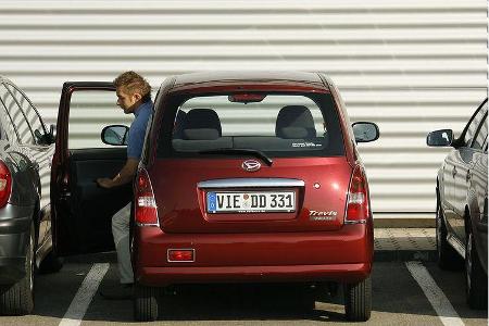 Rechts und links bleibt genug Platz: Der Trevis ist der schmalste Kandidat im Vergleich.