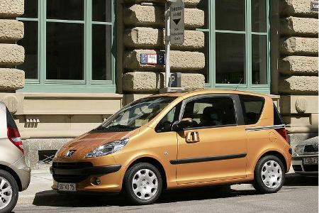 Mit dem 1007 kann die Parkplatzsuche schon mal etwas mehr Zeit in Anspruch nehmen.