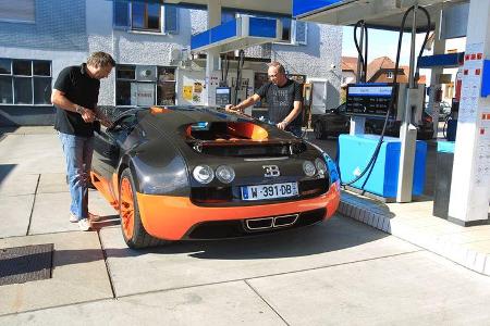 Bugatti Veyron 16.4 Super Sport, Tankstelle