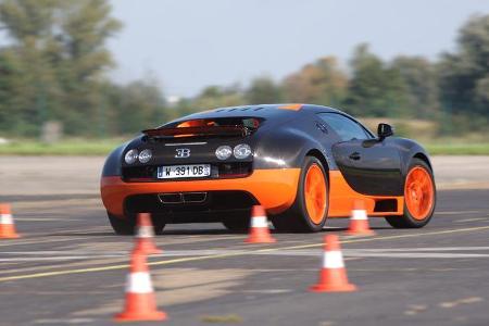 Bugatti Veyron 16.4 Super Sport, Slalom, Heck