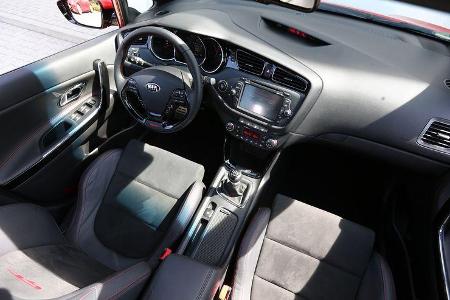 Kia Cee‘d GT, Cockpit