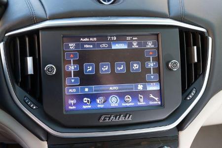 Maserati Ghibli Diesel, Bildschirm