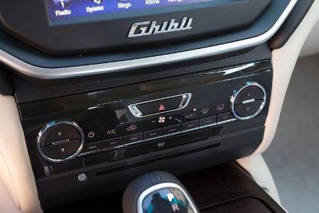 Maserati Ghibli Diesel, Bedienelemente