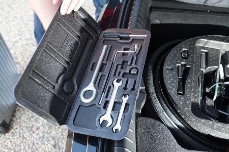 Maserati Ghibli Diesel, Werkzeug