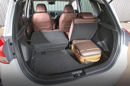 0111, ams 25/2010, Hyundai ix20 Blue 1.6 Comfort, Kofferraum