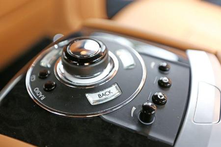 Rolls-Royce Ghost, Bedienelement, Fond