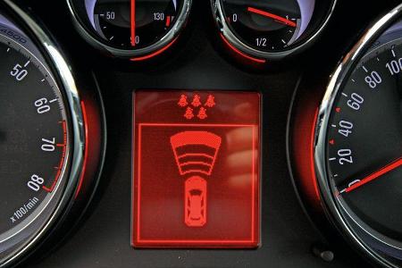 Opel Zafira Tourer 1.4 Turbo, Display Abstandswarner