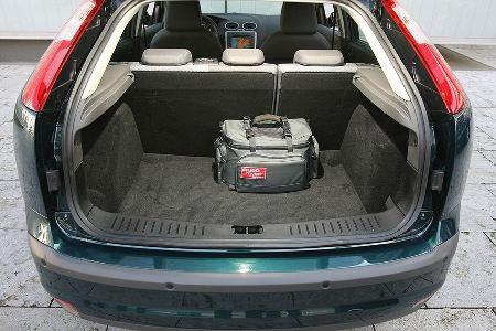 Am einfachsten lässt sich der Focus mit seiner breiten Heckklappe beladen.