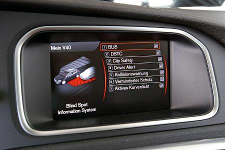Volvo V40 D4 Summum, Bildschirm