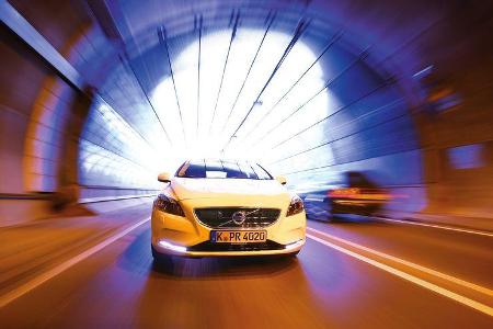 Volvo V40 D4 Summum, Frontansicht