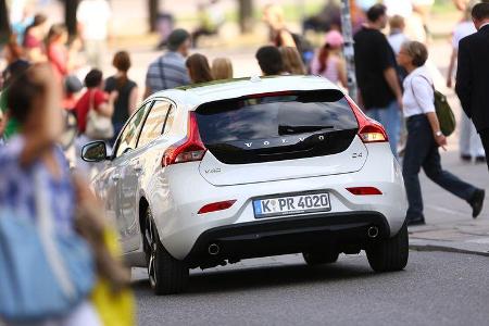 Volvo V40 D4 Summum, Heckansicht