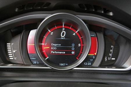 Volvo V40 D4 Summum, Bildschirm