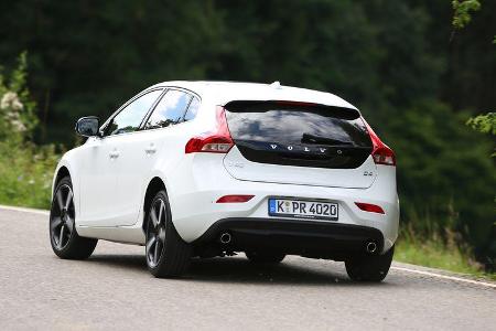 Volvo V40 D4 Summum, Heckansicht