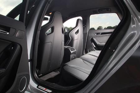 Audi RS4 Avant, Rückbank