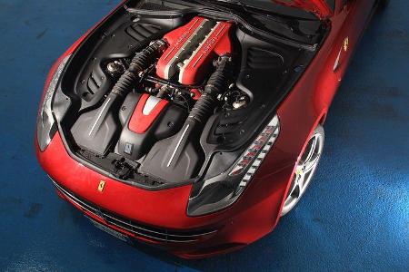 Ferrari FF, Motor, Motorhaube offen