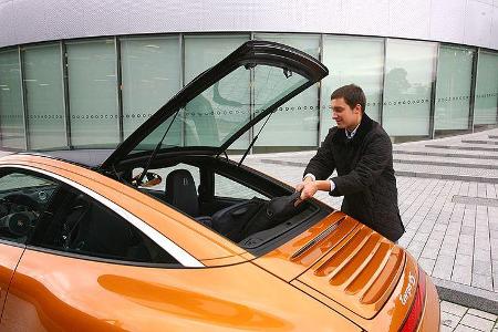 Beladen durch das 911-Heckfenster â das geht nur beim Targa.
