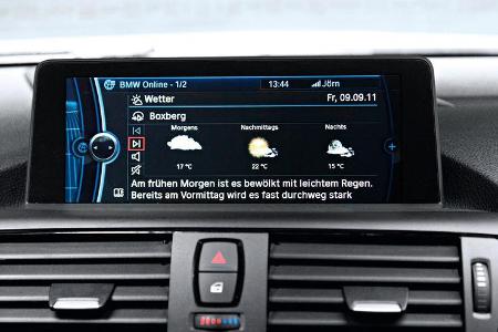 BMW 120d Sport Line, Display Internet