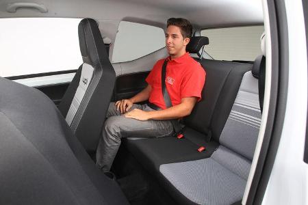 VW Up 1.0 White, Rückbank, Beinfreiheit