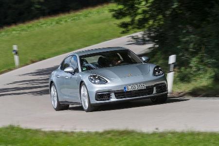 Porsche Panamera 4S