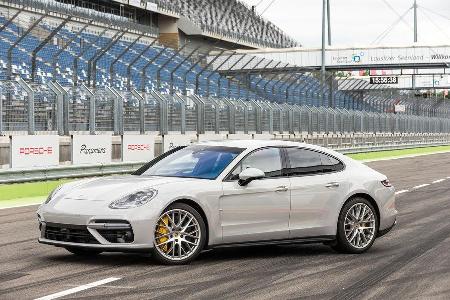 Porsche Panamera Turbo