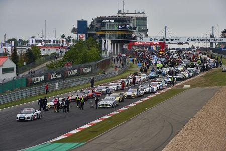 Impressionen - 24h-Rennen Nrburgring 2015 - Nordschleife - Samstag - 16.5.2015