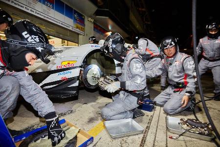 Impressionen - 24h-Rennen Nrburgring 2015 - Nordschleife - Sonntag - 17.5.2015