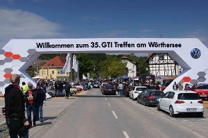 20_GTI_Treffen_Woerthersee_VW_Stand.jpg