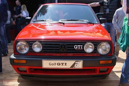 20_GTI_Treffen_Woerthersee_VW_Stand.jpg