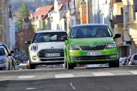 Mini One, Skoda Rapid Spaceback 1.2 TSI, Frontansicht