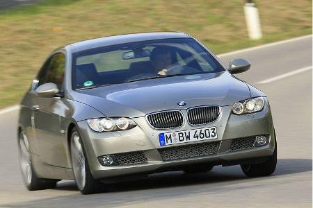 Auf der Rennstrecke hingegen überzeigt der Sportmodus mit seinen späten Schaltzeitpunkten ...