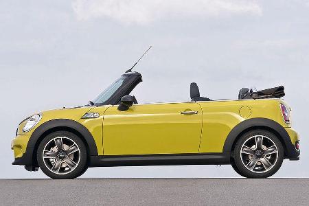 Auch bei der neuen Generation setzt Mini auf ein Stoffdach.