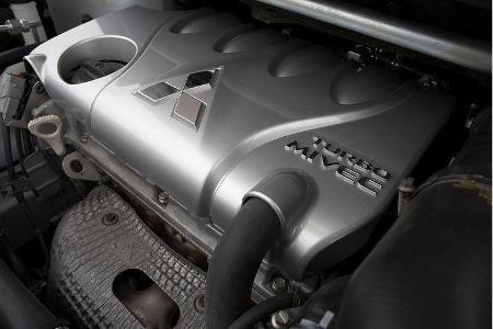 Der Vierzylinder agiert drehfreudig.