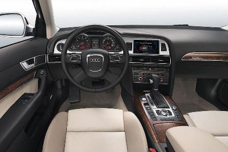 Technische Upgrades auch im Allroad-Interieur, vor allem beim Bediensystem MMI und der neuen Generation des Navigationssystem.