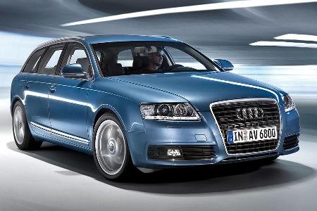 Auch der A6 Avant trägt Xenon-Scheinwerfer mit LED-Tagfahrlicht, ...